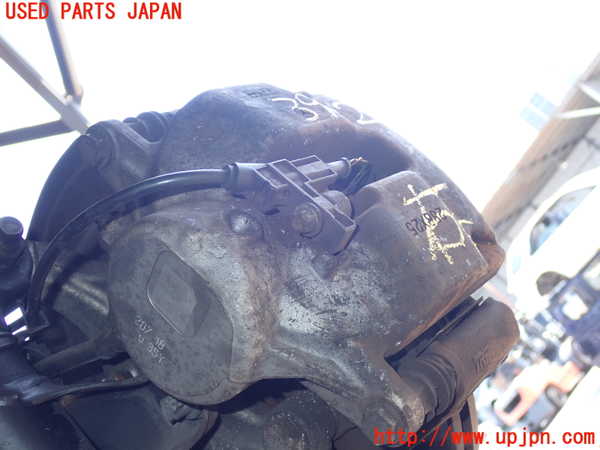 2UPJ-9239924080]ベンツ C180 ステーションワゴン S204(204249)右フロントキャリパー 中古_2