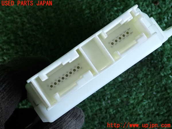 2UPJ-9239926146]ベンツ C180 ステーションワゴン S204(204249)コンピューター1 中古 A2049004106_4