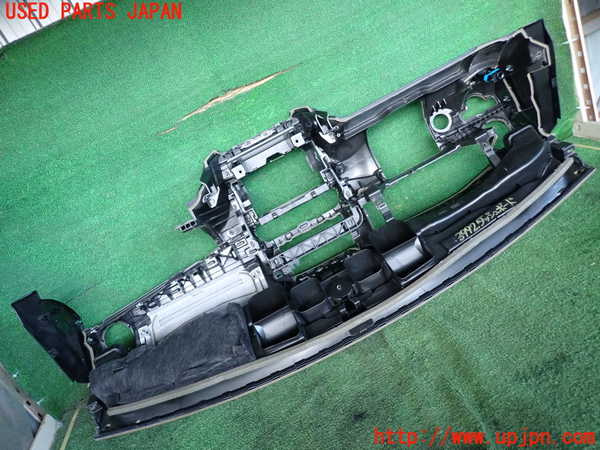 2UPJ-9239927505]ベンツ C180 ステーションワゴン S204(204249)ダッシュボード 中古_5