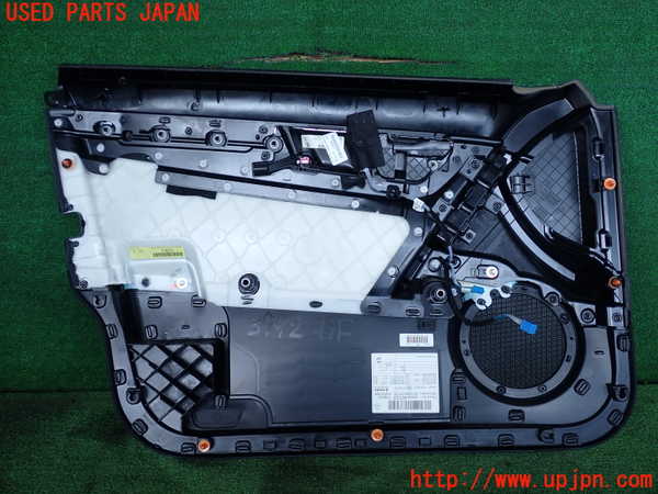 2UPJ-9239921234]ベンツ C180 ステーションワゴン S204(204249)右前ドア内張り 中古_4