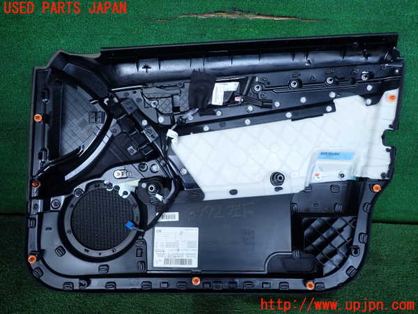 2UPJ-9239921264]ベンツ C180 ステーションワゴン S204(204249)左前ドア内張り 中古_4