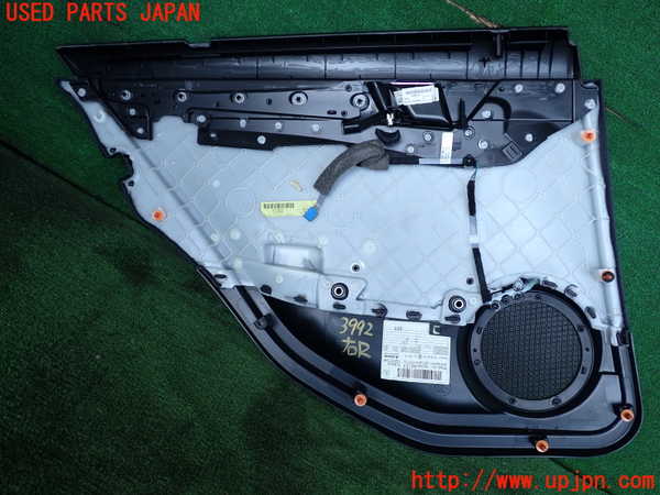 2UPJ-9239921294]ベンツ C180 ステーションワゴン S204(204249)右後ドア内張り 中古_4