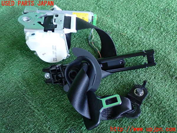 2UPJ-9239927075]ベンツ C180 ステーションワゴン S204(204249)助手席シートベルト 中古_2