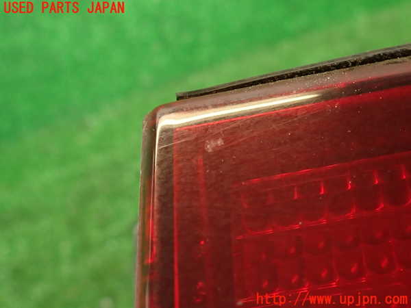 2UPJ-9239931530]セルシオ(UCF11)右テールランプ 中古_4