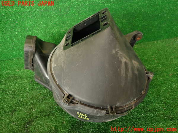 2UPJ-9239932560]セルシオ(UCF11)エアクリーナーボックス 中古_3