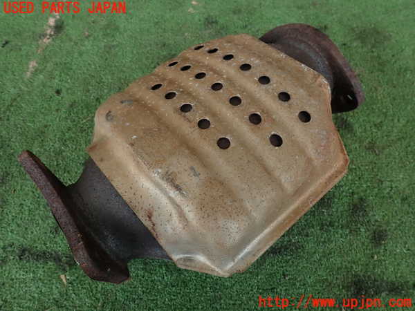 2UPJ-9239932662]セルシオ(UCF11)触媒2 中古_2