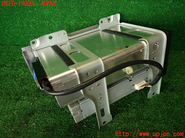 2UPJ-9239936505]セルシオ(UCF11)CDチェンジャー 中古_2