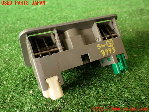 2UPJ-9239936310]セルシオ(UCF11)スイッチ5 (トランク) 中古_3