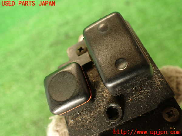 2UPJ-9239936240]セルシオ(UCF11)右前パワーウィンドウスイッチ 中古_3