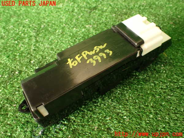 2UPJ-9239936240]セルシオ(UCF11)右前パワーウィンドウスイッチ 中古_4
