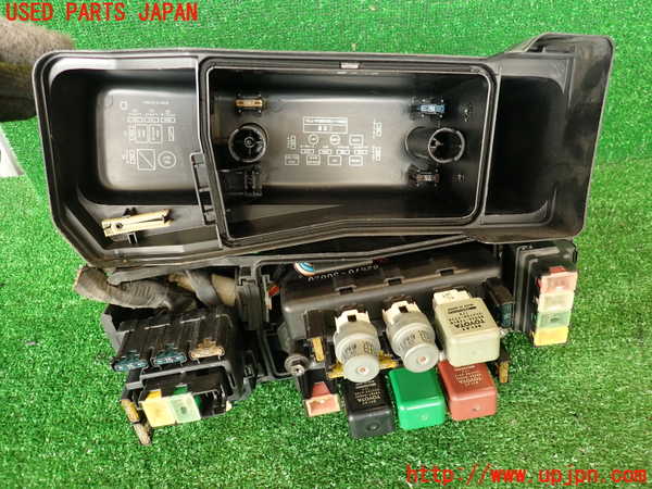 2UPJ-9239936741]セルシオ(UCF11)ヒューズボックス1 中古_5