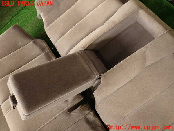 2UPJ-9239937385]セルシオ(UCF11)リアシート 中古_3