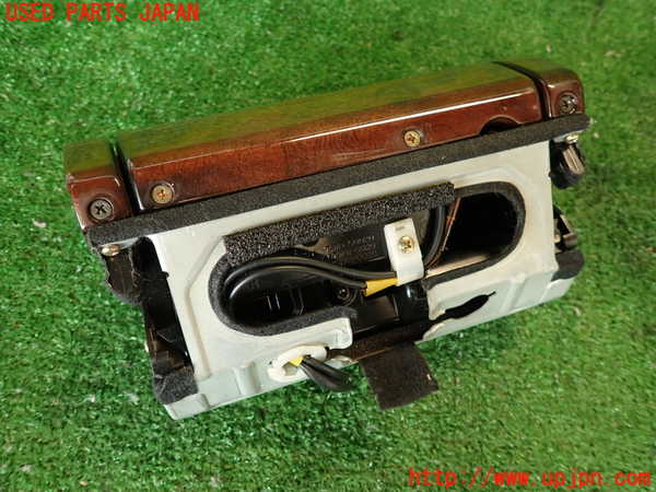 2UPJ-9239937821]セルシオ(UCF11)灰皿1 中古_2