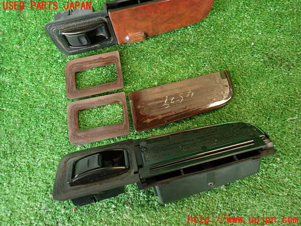 2UPJ-9239937822]セルシオ(UCF11)灰皿2 (ジャンク品) 中古_3