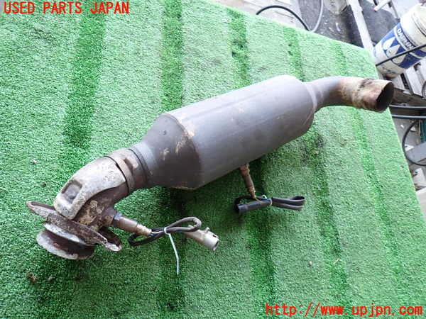 2UPJ-9239942662]リンカーン・ナビゲーター(不明)触媒2 (ジャンク品) 中古_4