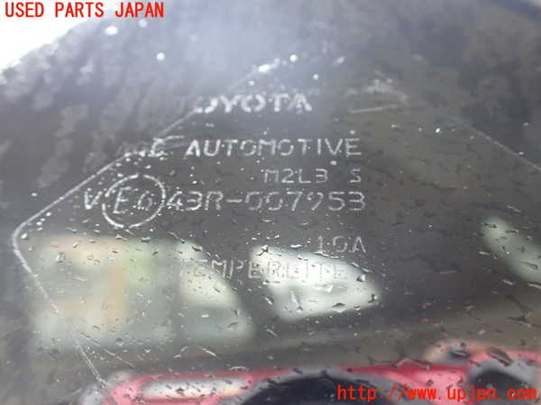 1UPJ-9239951382]カローラ ツーリング ハイブリッド(ZWE211W)左クォーターガラス AGC M2L3 中古_3