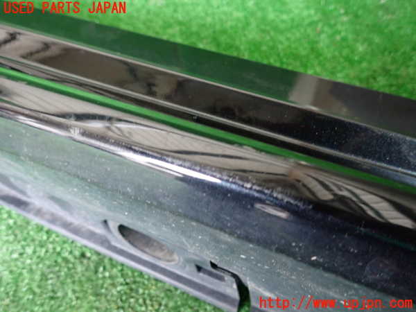 1UPJ-9239951390]カローラ ツーリング ハイブリッド(ZWE211W)右サイドステップ 中古_2