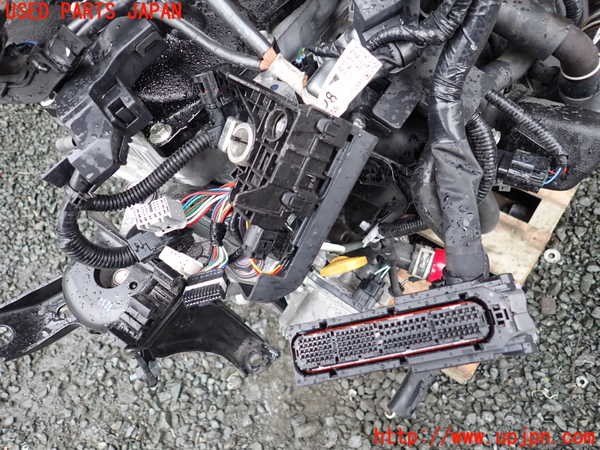 1UPJ-9239952010]カローラ ツーリング ハイブリッド(ZWE211W)エンジン 2ZR-FXE 中古_4