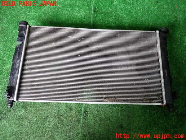 1UPJ-9239952321]カローラ ツーリング ハイブリッド(ZWE211W)ラジエーター1 中古_2