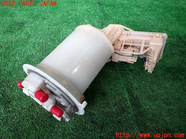 1UPJ-9239952510]カローラ ツーリング ハイブリッド(ZWE211W)燃料ポンプ 中古_2