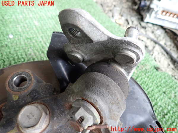 1UPJ-9239954295]カローラ ツーリング ハイブリッド(ZWE211W)左フロントナックルハブ 中古_3