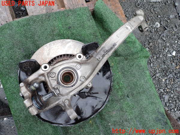 1UPJ-9239964295]アウディ・A7 スポーツバック(4GCGWC)左フロントナックルハブ 中古_2