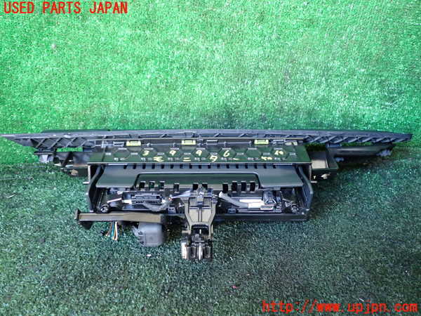 1UPJ-9239966629]アウディ・A7 スポーツバック(4GCGWC)モニター 中古_2