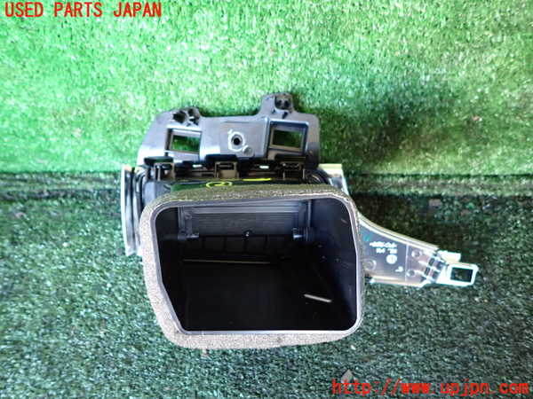 1UPJ-9239967527]アウディ・A7 スポーツバック(4GCGWC)エアコン吹き出し口2 (右) 中古_2