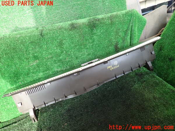 1UPJ-9239967773]アウディ・A7 スポーツバック(4GCGWC)ラゲッジトレイ3 中古_2