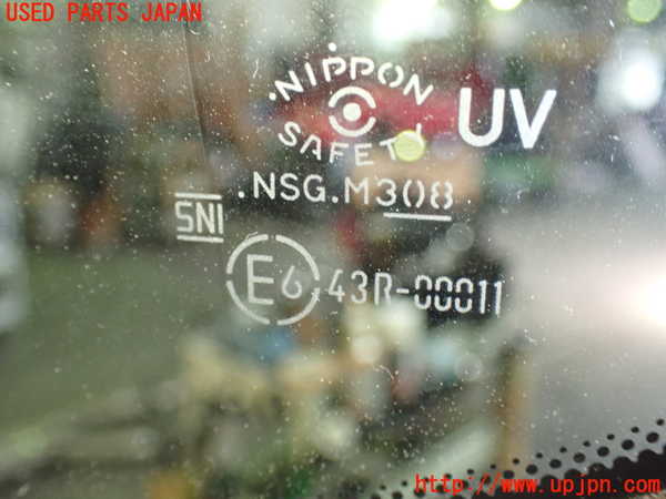 1UPJ-9239971200]セレナ(GNC27)右フロント三角窓ガラス 中古 NSG M3O8 43R-00011_2