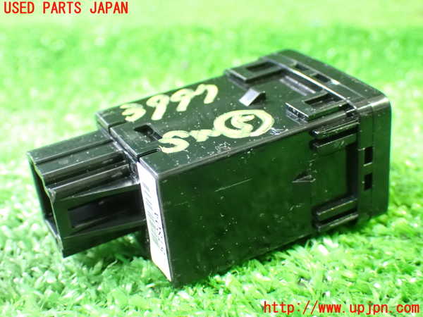 1UPJ-9239976310]セレナ(GNC27)スイッチ5(ECO) 中古_2