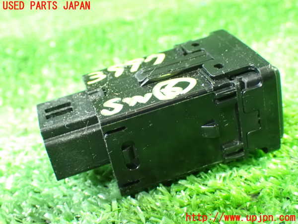 1UPJ-9239976311]セレナ(GNC27)スイッチ6(パワードア) 中古_2