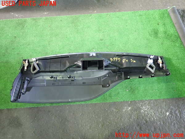 1UPJ-9239977505]セレナ(GNC27)ダッシュボード 中古_2
