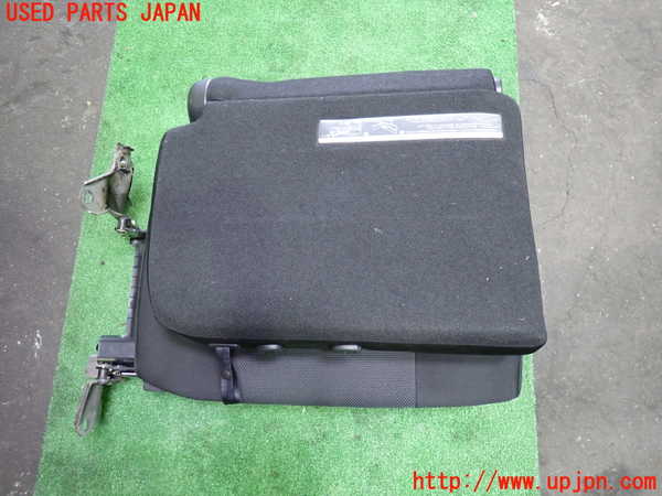 1UPJ-9239977235]セレナ(GNC27)右3列目シート 中古_4