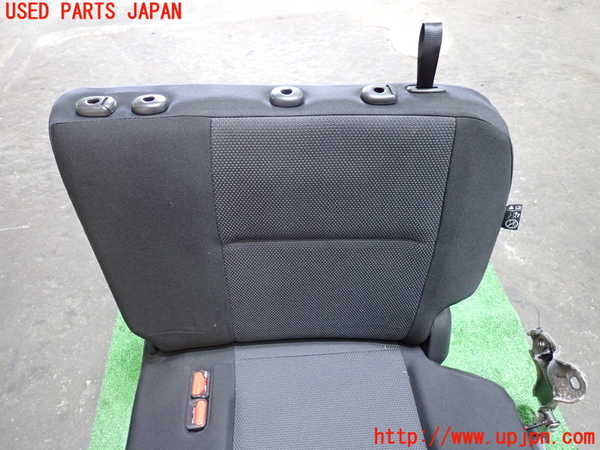 1UPJ-9239977265]セレナ(GNC27)左3列目シート 中古_2