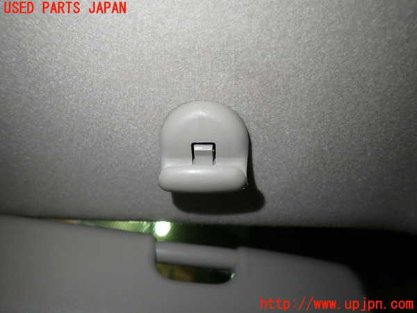 1UPJ-9239977630]セレナ(GNC27)室内サンバイザー左側 中古_4