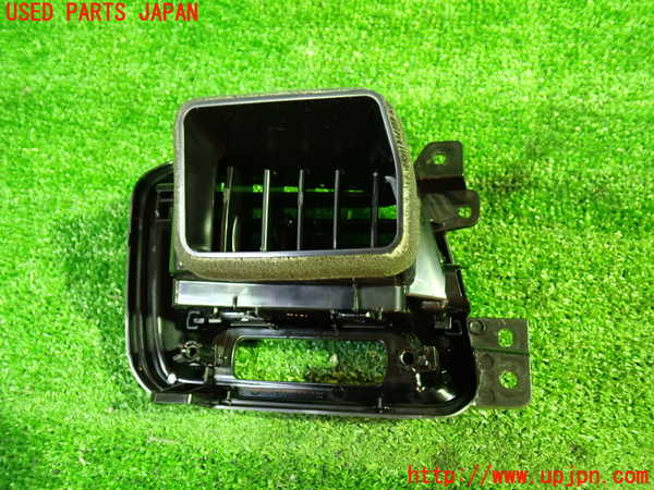 1UPJ-9239977526]セレナ(GNC27)エアコン吹き出し口1(右) 中古_2