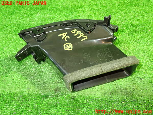 1UPJ-9239977528]セレナ(GNC27)エアコン吹き出し口3(真中) 中古_2
