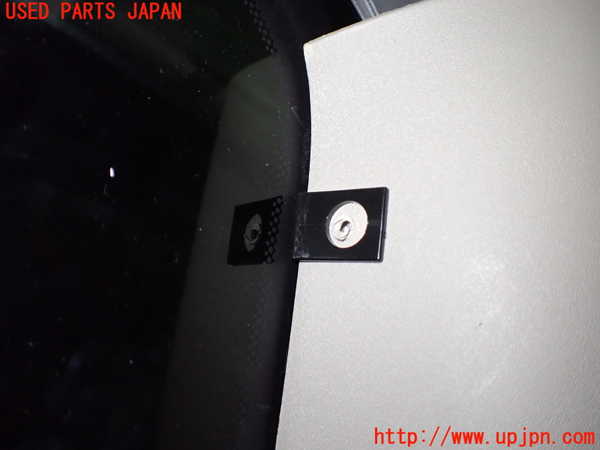 1UPJ-9239977680]セレナ(GNC27)左リアピラートリム 中古_3