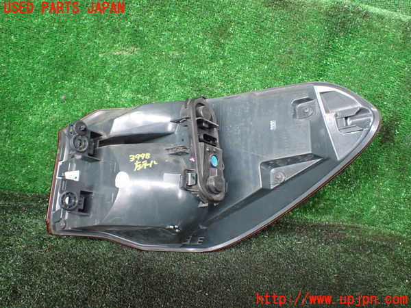 1UPJ-9239981536]BMW X1(HT20)(F48系)左テールランプ 中古_2