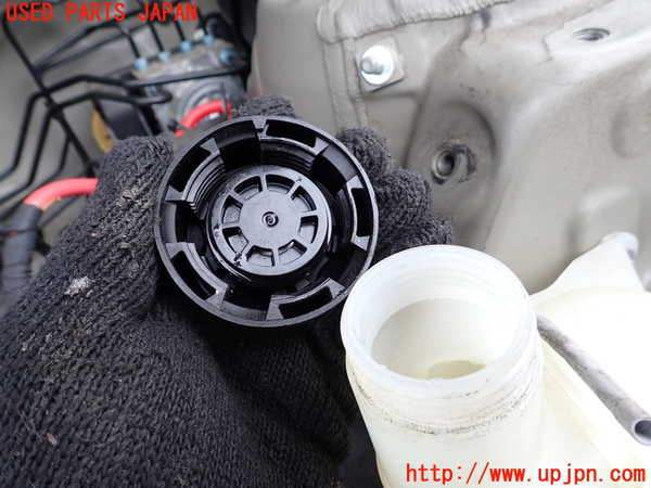 1UPJ-9239982410]BMW X1(HT20)(F48系)ラジエータータンク 中古_2