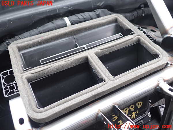 1UPJ-9239986081]BMW X1(HT20)(F48系)エバポレーター1 中古_2