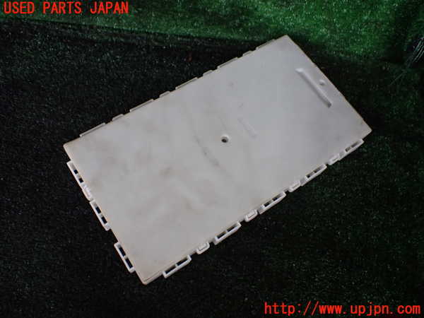 1UPJ-9239986742]BMW X1(HT20)(F48系)ヒューズボックス2 中古_3