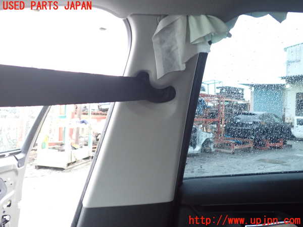 1UPJ-9239987665]BMW X1(HT20)(F48系)右センターピラートリム 中古_2