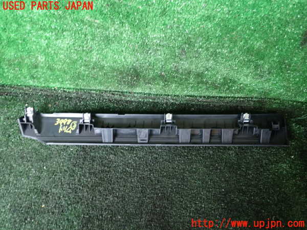 1UPJ-9239987692]BMW X1(HT20)(F48系)内装トリム類2 中古_2