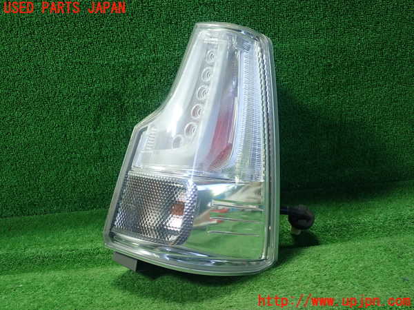 1UPJ-9239991530]ソリオ バンディット(MA36S)右テールランプ 中古_2
