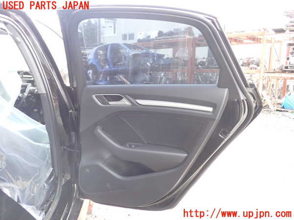 1UPJ-9240011290]アウディ・A3 セダン(8VCXSL)右後ドア AGC M189 中古_2