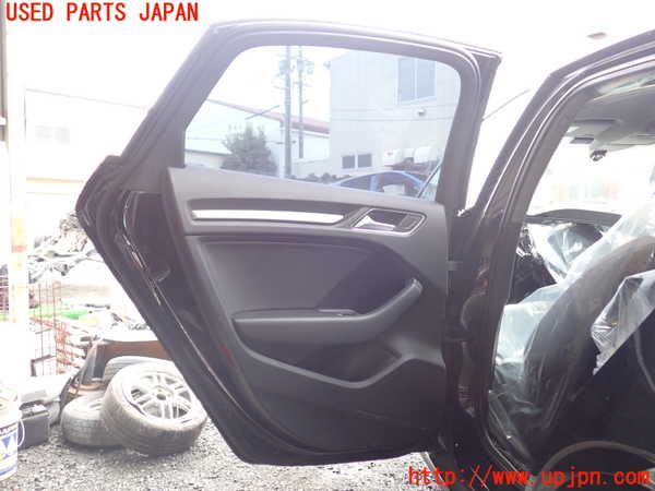 1UPJ-9240011320]アウディ・A3 セダン(8VCXSL)左後ドア AGC M189 中古_2