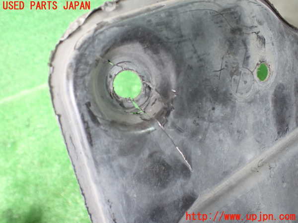 1UPJ-9240012170]アウディ・A3 セダン(8VCXSL)エンジンアンダーカバー 中古_3