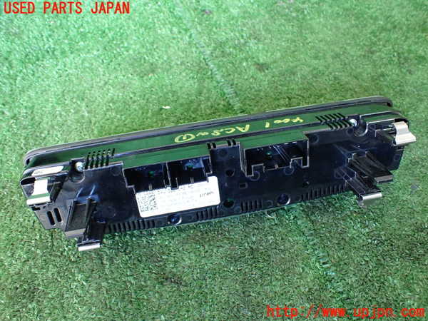 1UPJ-9240016066]アウディ・A3 セダン(8VCXSL)エアコンスイッチ1 中古_2